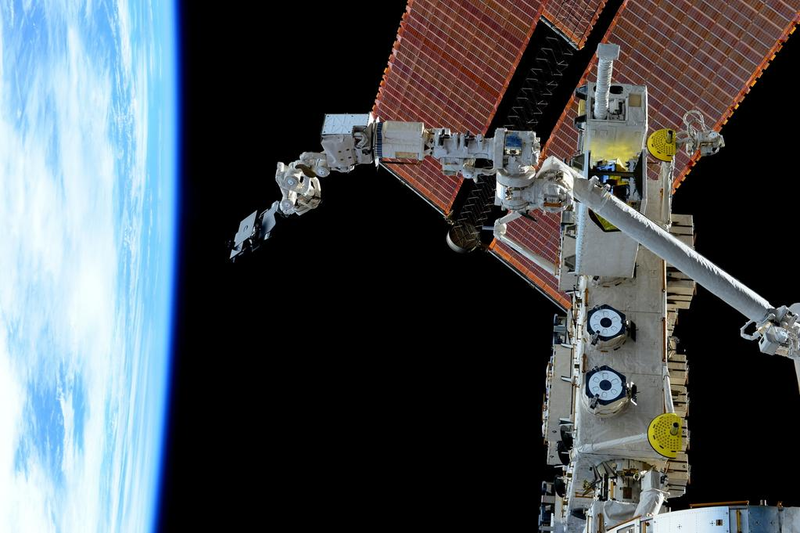 Illustration for article titled Relax In The Simple Beauty Of Our Planet In These Astronaut Photos